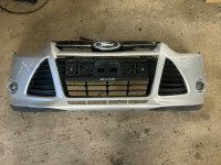 Ford Focus odbijač 2010-2014