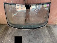 Mercedes benz vito 96-03 vetrobransko steklo prednja sipa