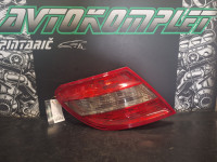 Mercedes C W204 2009 Zadnja leva zunanja luč 2048202964L