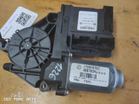 MOTORČEK DVIGA STEKLA SPREDAJ DESNO VOLKSWAGEN TOURAN 1K0959792C