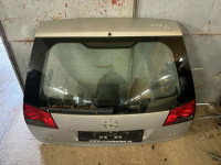Opel Vectra C pokrov prtljažnika hauba vrata steklo