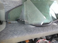 opel vivaro renault trafic nissan primastar klop sedeži tretja vrsta