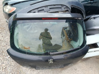 Peugeot 207 pokrov prtljažnika vrata prtljažnik steklo