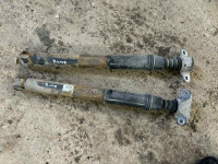 Peugeot 3008 amortizer amortizerji blazilec zadaj 2008-2013