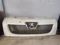 Peugeot Boxer 06-14 okrasna maska