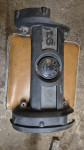 Pokrov motorja Škoda 1.6 – original, lepo ohranjen