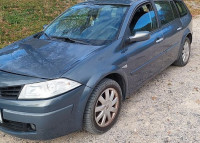 R megane II, 02-08,  1.5 DCi, 105KM, Rezervni deli, Vrata, Steklo
