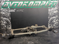Renault Clio 3 mehanizem za brisalce motorček 8200268931