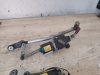 Renault Clio 3 motorček brisalcev mehanizem vodila