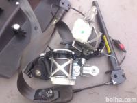 renault clio 3 varnosti pas spredaj pasovi prednji levo desn