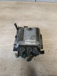 Renault Laguna 3 2.0 dci motorni računalnik ECU 0281014646