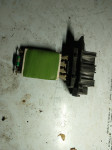 renault trafic opel vivaro nissan primastar upor ventilatorja