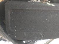 škoda yeti 2011 polica zadaj zadnja original polica prtljažnika