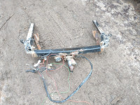 subaru outback 2.0 110kw 2008 vlečna naprava kljuka za vleko alko