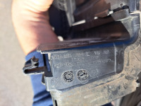 Usmerjevalnik zraka za VW Tourana 5TA 121 284 E