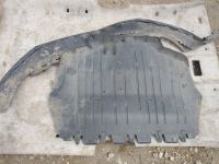 vw volkswagen golf 6 2012 zaščita pod motorjem mašino original