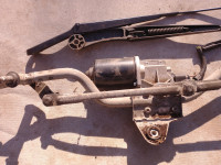 vw volkswagen transporter t5 mehanizem brisalcev roka brisalca plastik