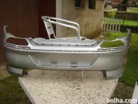 PASSAT B8 ZADNJI  IN SPREDNJI ODBIJAČ, TER DESNA POLOSOVINA