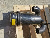 Zračni filter v ohišju