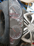 audi a6 2.5 števec hitrosti obratomer original