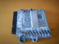 Ford Focus 2 C-max  motorni računalnik ECU 2.0D