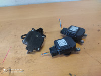 Mini Cooper One motorček za nastavitev loput