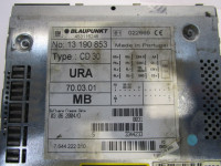 RADIO CD / OJACEVALNIK / IMETNIK HIFI OEM N. 7644222310 ORIGINAL REZER
