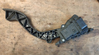 STOPALKA ZA PLIN, PEDALO ZA GAS, FORD FOCUS MK2 2004-2008