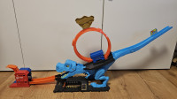 Hot Wheels City T-rex
