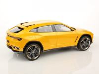 1:18 Lamborghini Urus diecast model