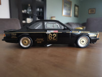 Kovinski model avta BMW 635 csi 1:18 CMR