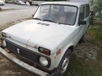 Lada Niva deli po delih 1600