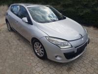 renault megane 3 2010 1.5 panorama pomična deli po delih rezervni deli