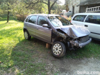 Opel corsa let. 2006 po delih