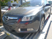 opel insignia 2013 2.0 deli po delih rezervni deli