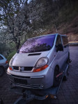 Renault trafic 2004 2.5dci potniski po delih