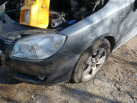 škoda roomster 2009 1.6 deli po delih rezervni deli