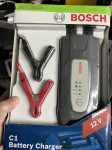 Bosch C1 12V polnilec - prodam