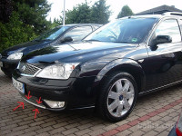 Ford Mondeo MK3 ORIGINAL sprednja spodnja letev