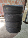 Rabljene, letne pnevmatike Bridgestone 205/60/16 (4 mm)