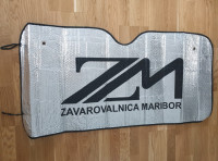 Zaščita proti soncu za na šipo v avtomobilu