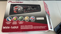 Avtoradio Pioneer MVH-160UI