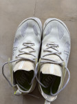 Moški barefoot čevlji Vivobarefoot Motus, 43, beli
