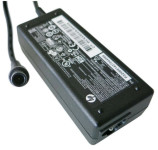 HP napajalnik / adapter 19,5 V / 45 W za prenosnik