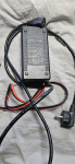 Lifepo4 polnilec 12v 20A