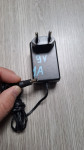 Polnilec 9V 1A konektor jack 5.5/2.1mm