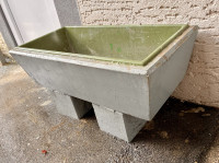 Betonsko korito za umivalnik
