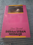 druga stran medalje