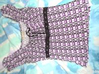 Nosečniška majica-vijola, s kvadratki, vel S-M, POLETNA