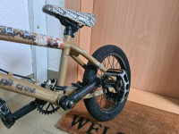 otroško BMX kolo